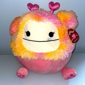 Brand New 16” Target Exclusive Valentines Day Caparinne Bigfoot Squishmallows